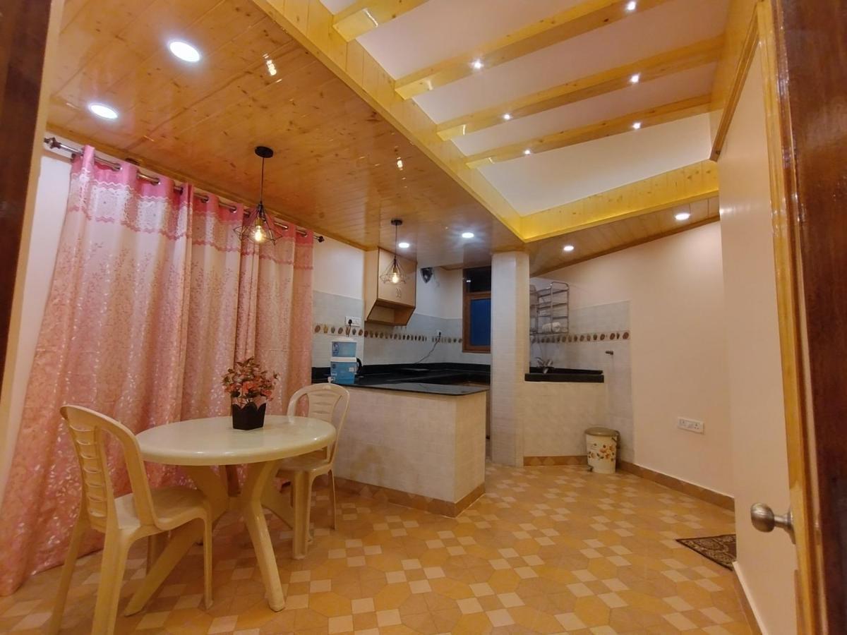 Vintage Woods Inn Shimla Ngoại thất bức ảnh