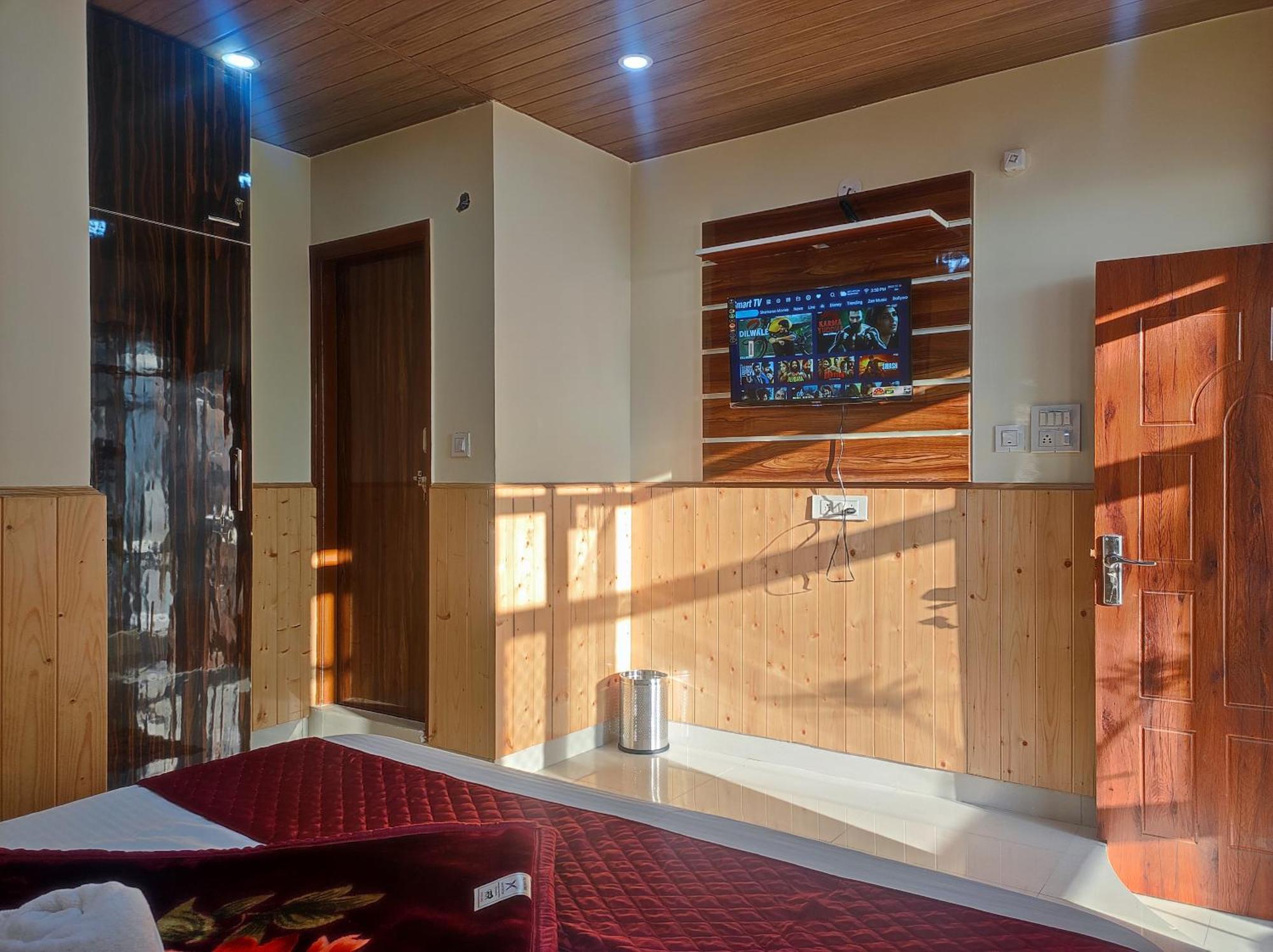 Vintage Woods Inn Shimla Ngoại thất bức ảnh