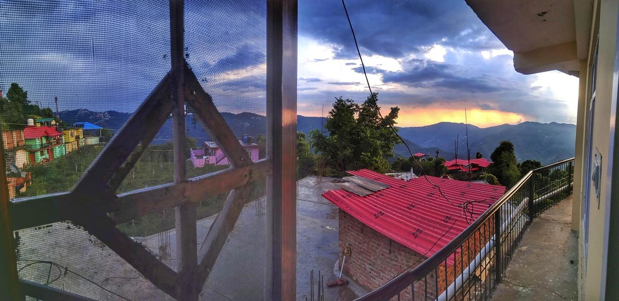 Vintage Woods Inn Shimla Ngoại thất bức ảnh
