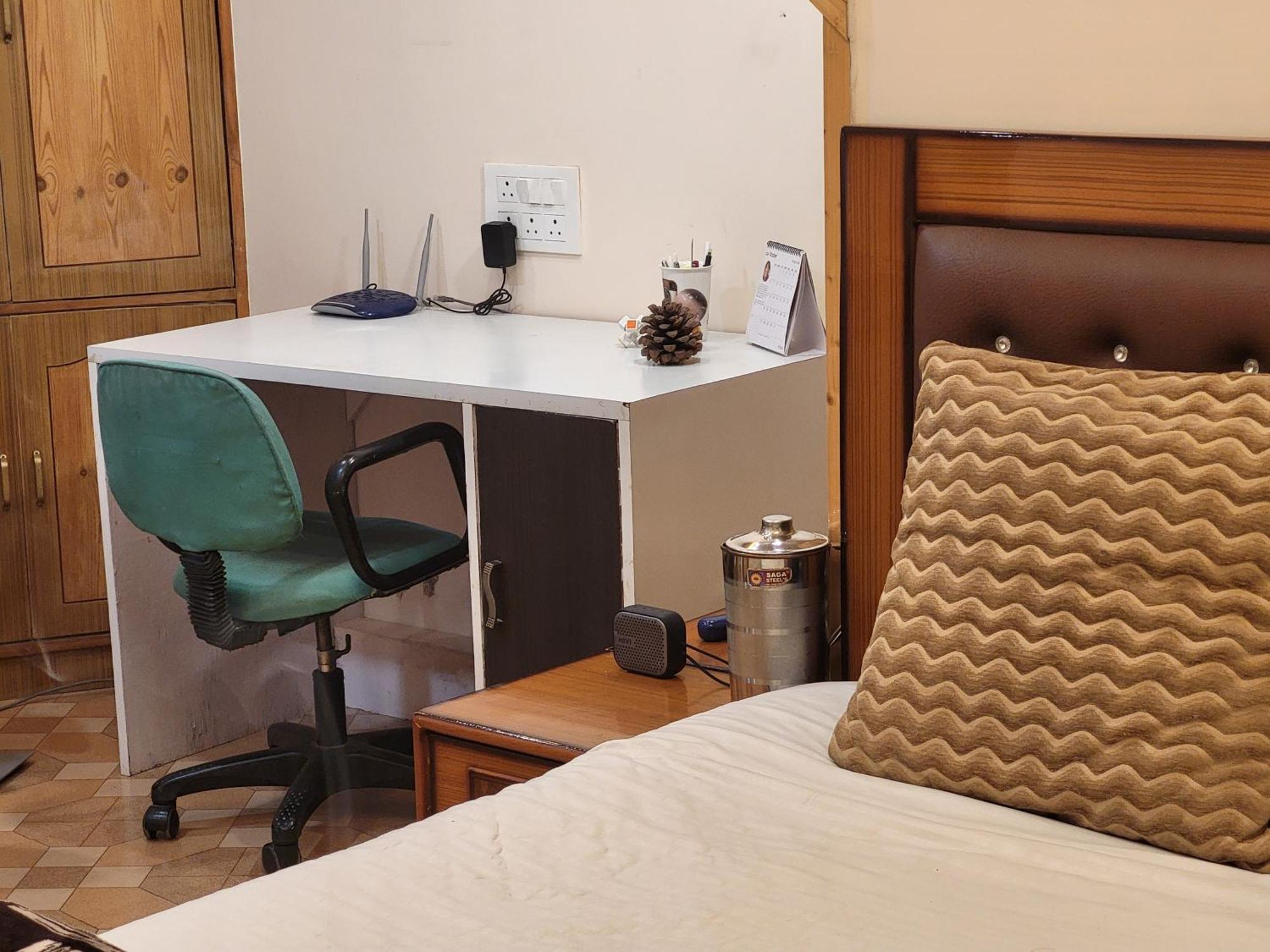 Vintage Woods Inn Shimla Ngoại thất bức ảnh